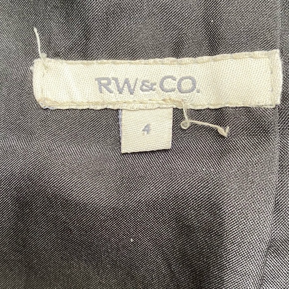 RW&CO Skirt size 4 - Picture 5 of 7